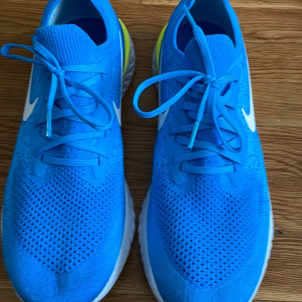 Nike Epic React Flynit 2